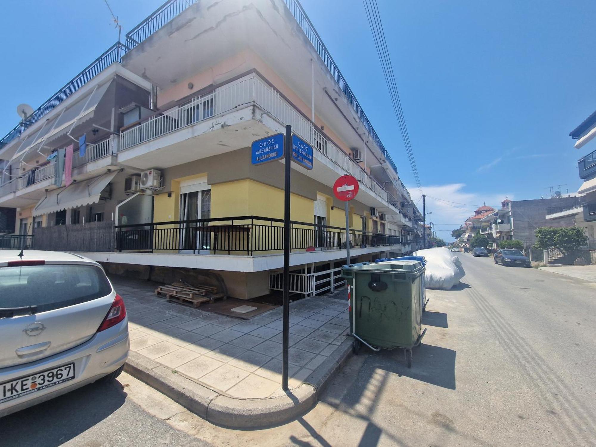 Konstantinos Apartment ネア・ムダニア エクステリア 写真