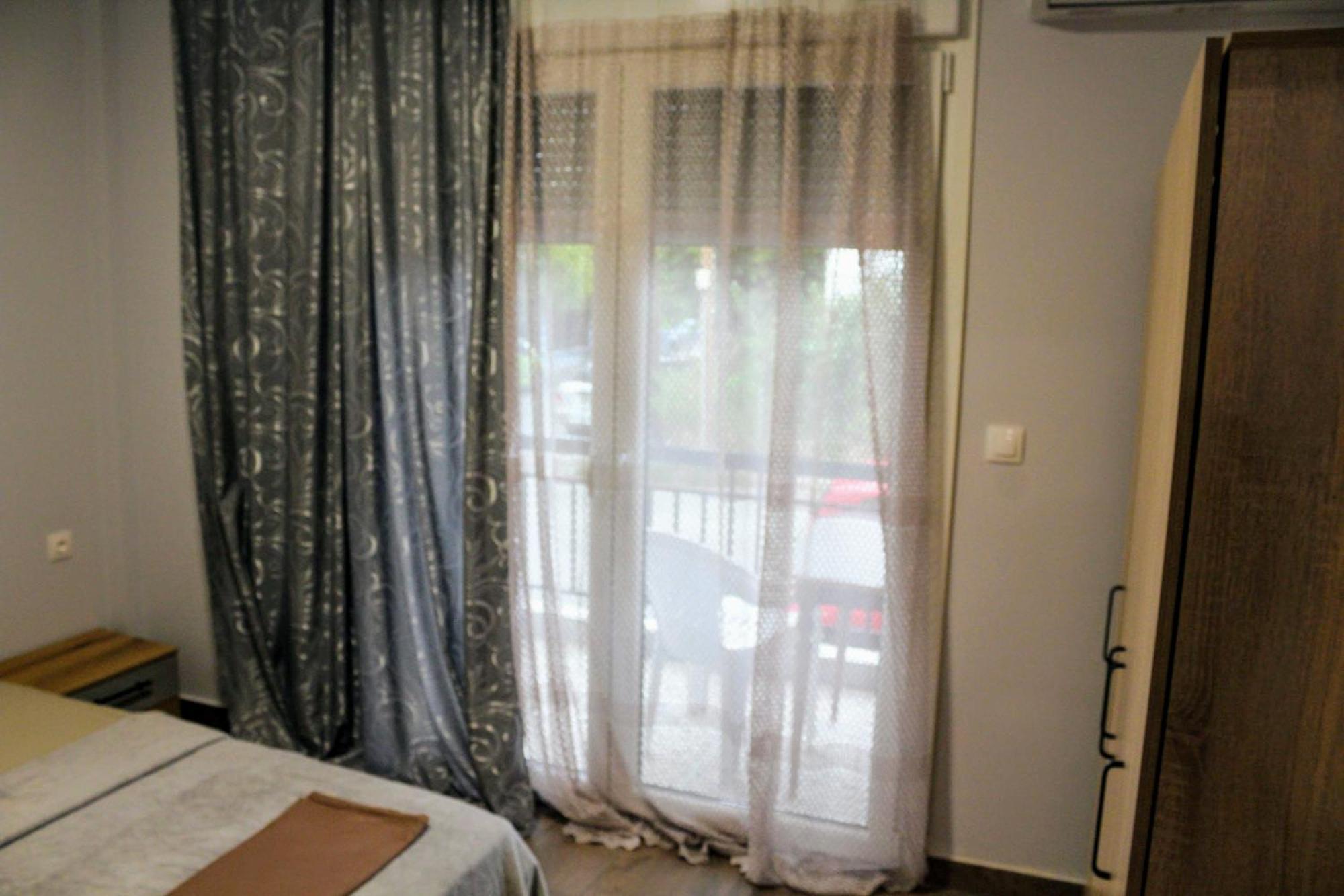 Konstantinos Apartment ネア・ムダニア エクステリア 写真