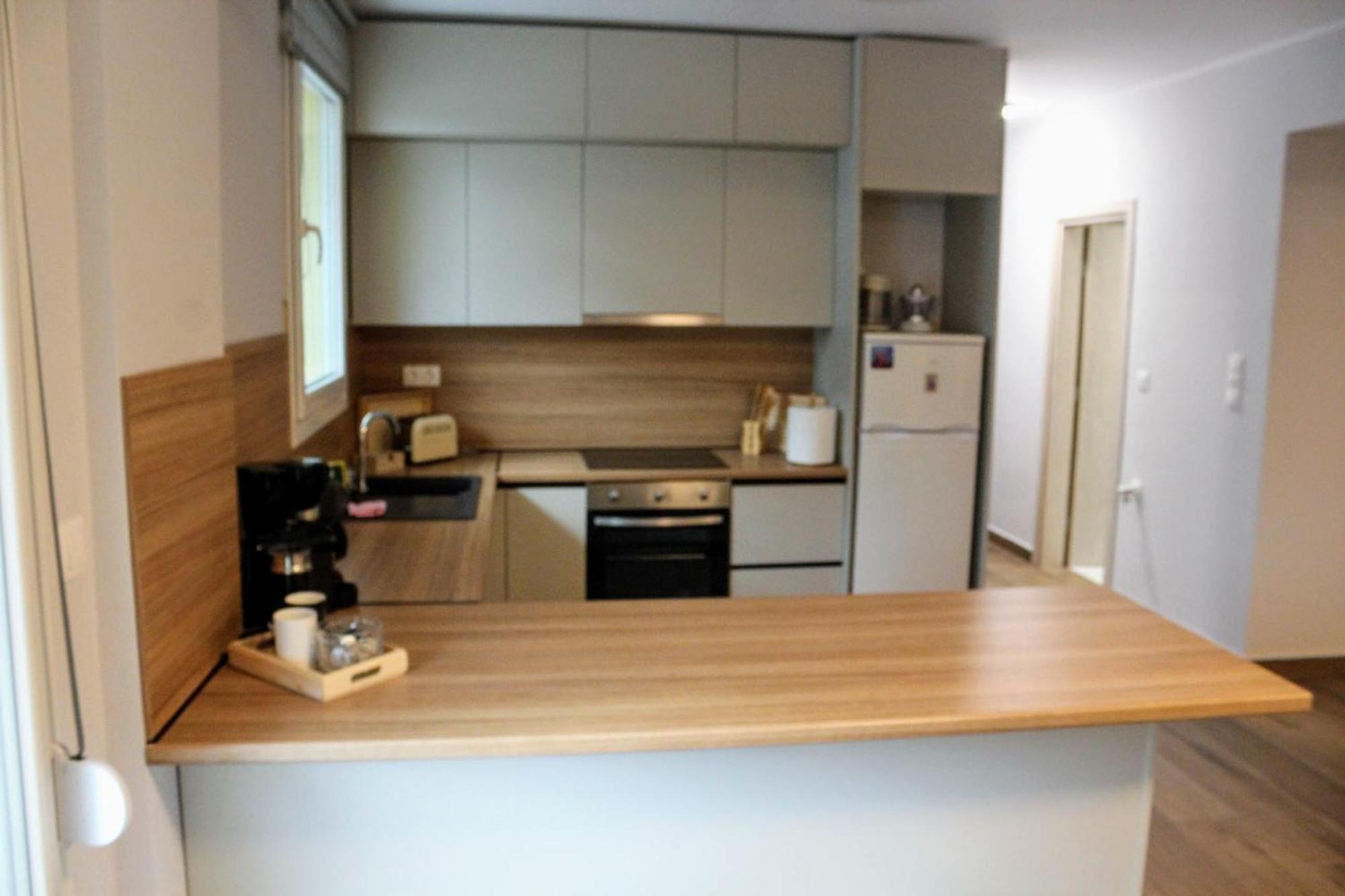 Konstantinos Apartment ネア・ムダニア エクステリア 写真