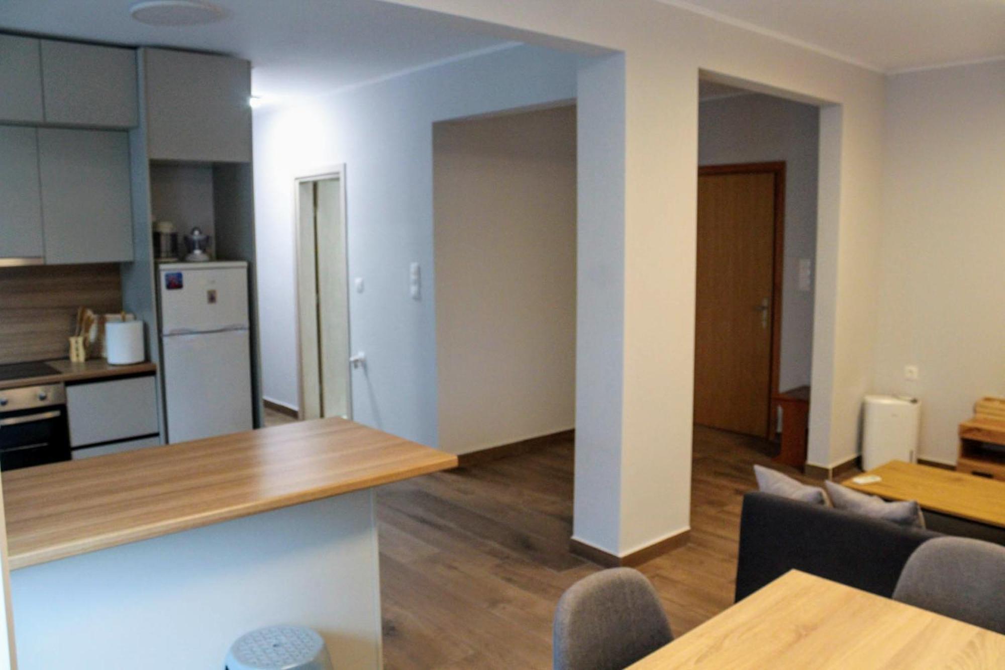 Konstantinos Apartment ネア・ムダニア エクステリア 写真